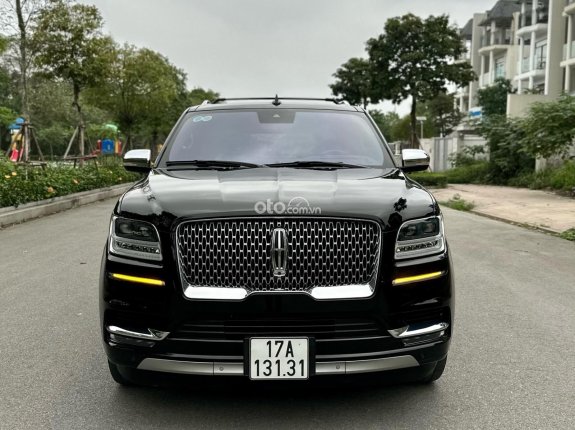 Lincoln Navigator Black Label L 2018 - Màu đen, nhập khẩu nguyên chiếc
