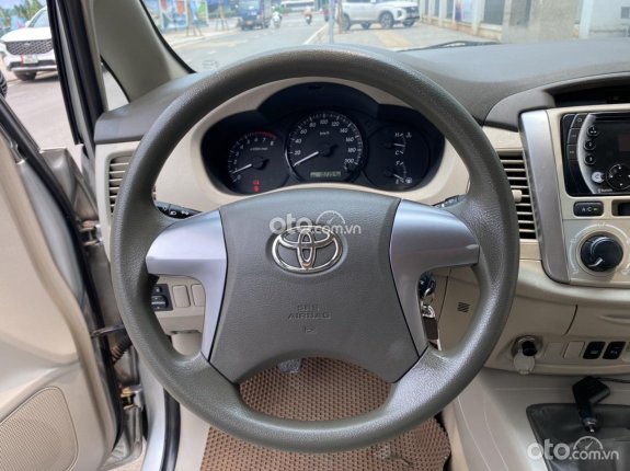 Toyota Innova 2.0E 2015 - Biển Hà Nội