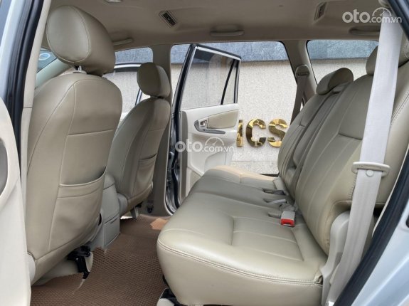 Toyota Innova 2.0E 2015 - Biển Hà Nội