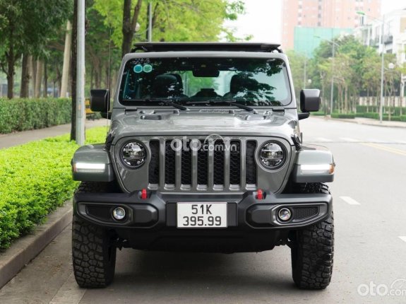 Jeep Wrangler Rubicon 2022 - Model 2023, màu xám xi măng