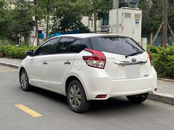 Toyota Yaris 2016 - Màu trắng, biển Hà Nội