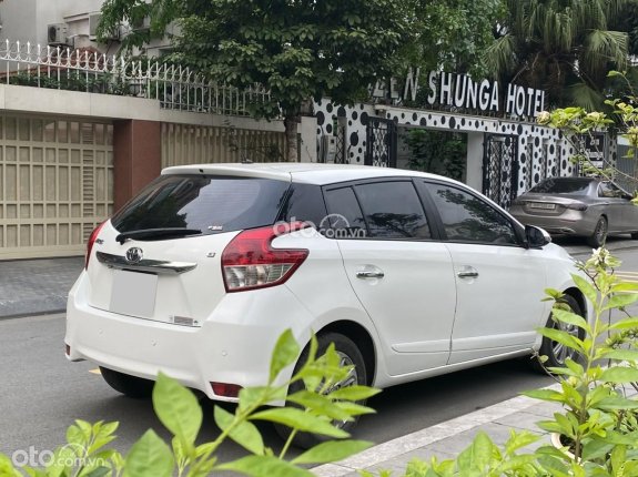 Toyota Yaris 2016 - Màu trắng, biển Hà Nội