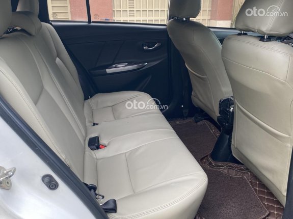 Toyota Yaris 2016 - Màu trắng, biển Hà Nội