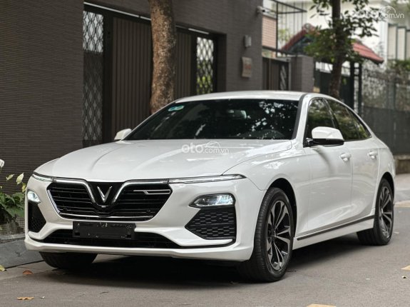 VinFast LUX A2.0 Tiêu chuẩn 2019 - Giá còn cực tốt