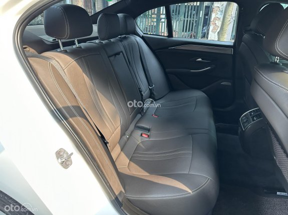 VinFast LUX A2.0 Tiêu chuẩn 2019 - Giá còn cực tốt