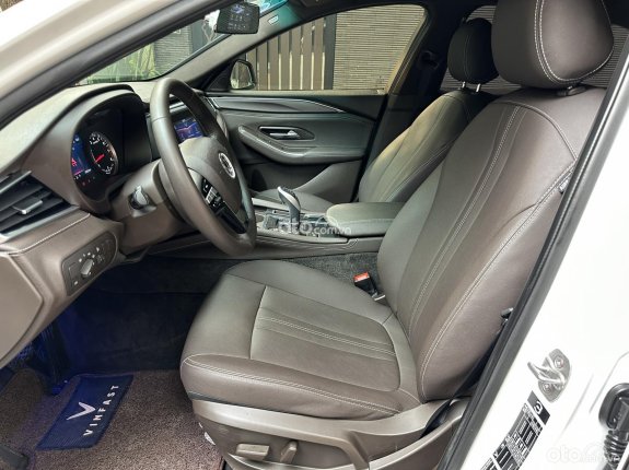 VinFast LUX A2.0 Tiêu chuẩn 2019 - Giá còn cực tốt