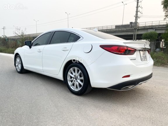 Mazda 6 2.0 AT 2016 - Màu trắng