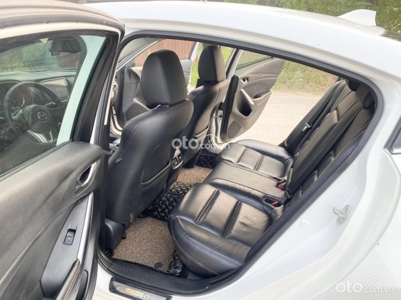 Mazda 6 2.0 AT 2016 - Màu trắng
