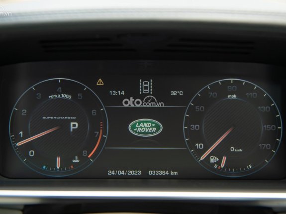 Land Rover Range Rover 5.0 LWB Black Edition 2015 - Màu bạc, nhập khẩu