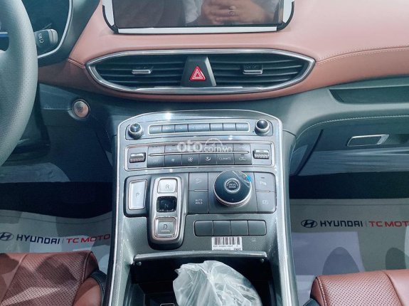 Hyundai Santa Fe 2.4L Xăng Cao cấp 2023 - Giảm kịch sàn, xả kho bán lỗ đẩy hàng thu hồi vốn