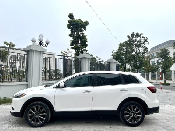 Mazda CX-9 2015 - Màu trắng, nhập khẩu