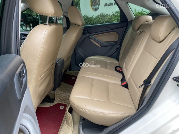 Ford Focus 2012 - Biển Hà Nội