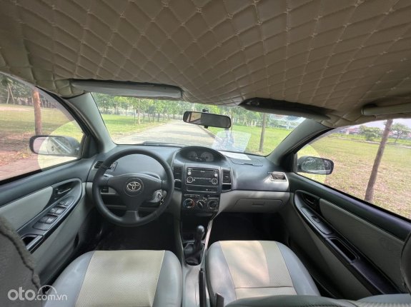 Toyota Vios 2005 - Nội thất đẹp, gầm bệ không mục mọt