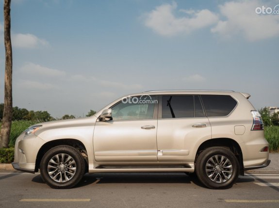 Lexus GX 460 2016 - Lên nhiều đồ chơi