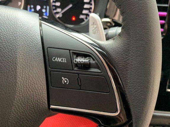 Mitsubishi Outlander 2020 - Xe màu đỏ, gia đình đi rất mới, có trả góp