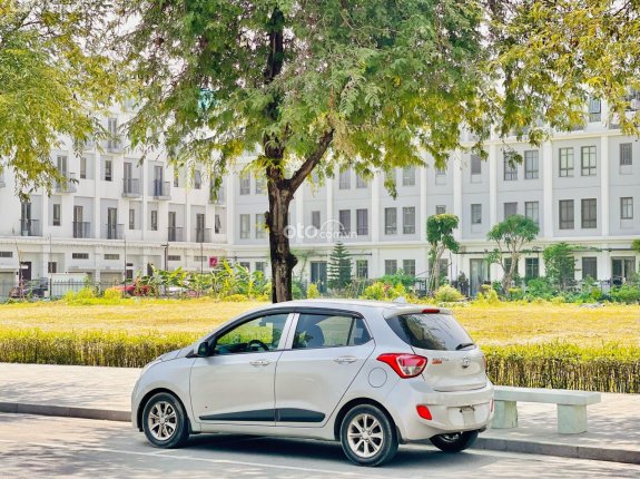 Hyundai Grand i10 2016 - Màu bạc