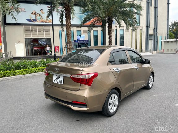 Hyundai Grand i10 Sedan 1.2 AT 2019 - Số tự động