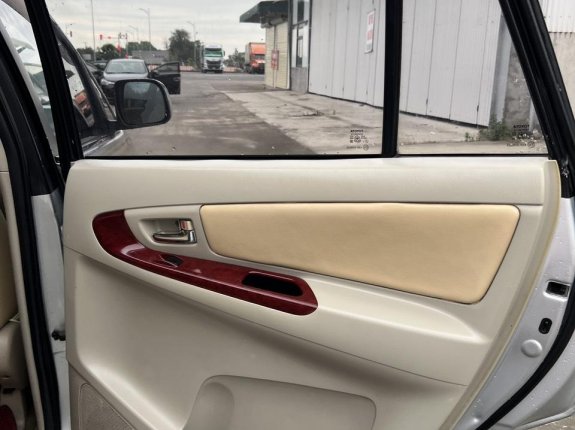 Toyota Innova 2006 - Bản G xe gia đình