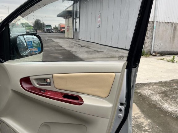 Toyota Innova 2006 - Bản G xe gia đình