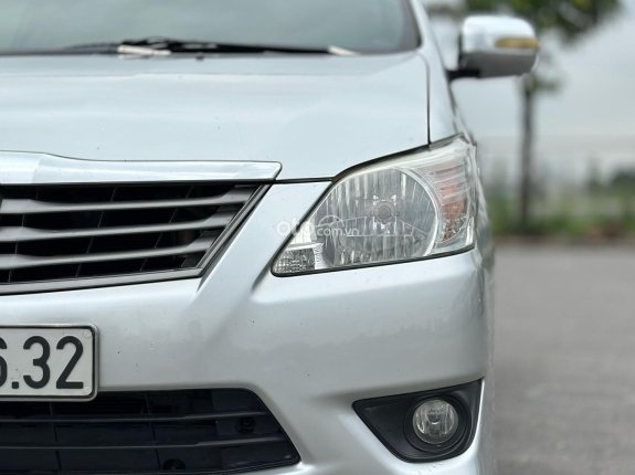 Toyota Innova 2.0E 2013 - Số sàn