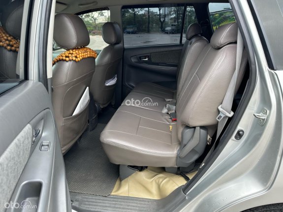 Toyota Innova 2.0E 2013 - Số sàn