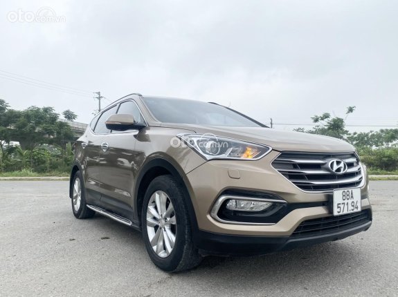 Hyundai Santa Fe 2.2L Dầu Tiêu chuẩn 2016 - Cam kết nguyên bản từ nhà sản xuất