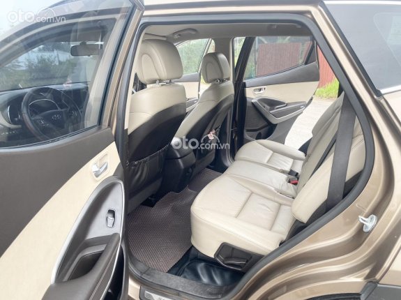 Hyundai Santa Fe 2.2L Dầu Tiêu chuẩn 2016 - Cam kết nguyên bản từ nhà sản xuất