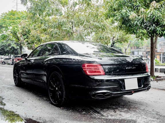 Bentley Flying Spur Phiên bản khác 2021 - Đủ option, giá lại rất hợp lý