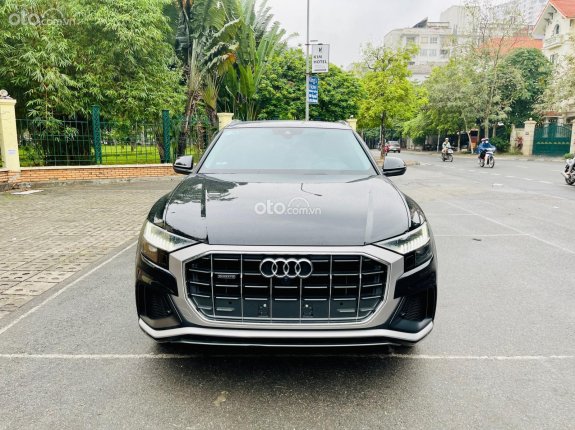 Audi Q8 55 TFSI Quattro 2020 - Đăng ký 2021 1 chủ từ đầu, chạy hơn 2 vạn, đen nội thất nâu cực đẹp