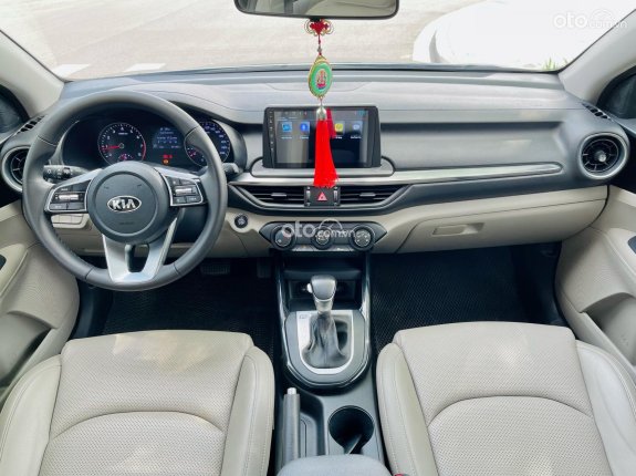 Kia Cerato 1.6 AT Deluxe 2020 - Màu đen