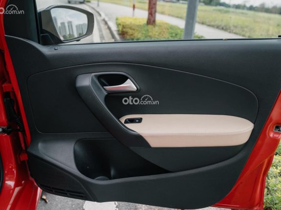 Volkswagen Polo 1.6 Hatchback 2018 - Siêu đẹp