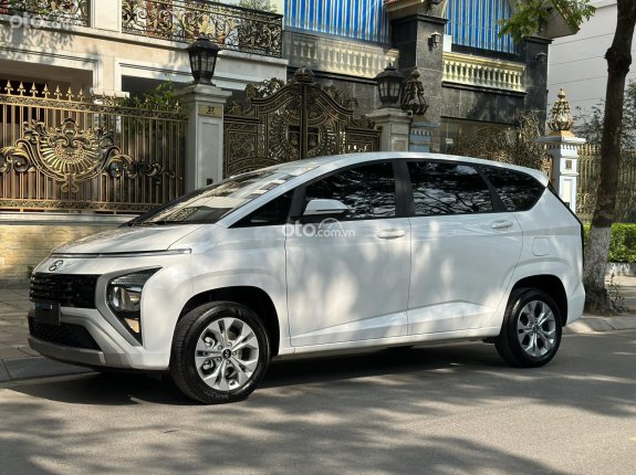 Hyundai Stargazer 1.5 AT Tiêu chuẩn 2022 - Giá còn cực tốt