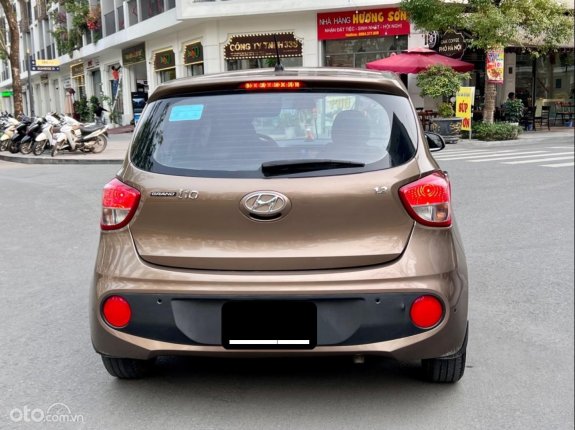 Hyundai Grand i10 2018 - Máy zin biển HN - giá hơn 3 trăm