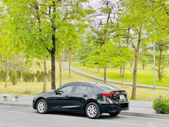 Mazda 3 1.5L Sedan 2017 - Facelift