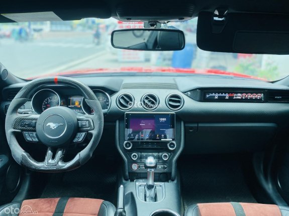 Ford Mustang 2018 - Xe siêu mới 3v, bản cao cấp nhất - Giá thiện chí, bao giá tốt, bao chất lượng, bao thủ tục A-z
