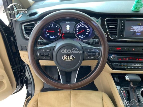Kia Sedona 2.2 Luxury 2020 - Biển thành phố, máy dầu, xe cực mới