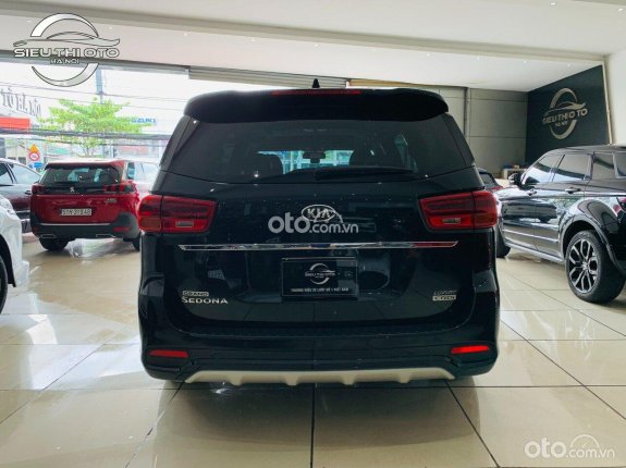 Kia Sedona 2.2 Luxury 2020 - Biển thành phố, máy dầu, xe cực mới