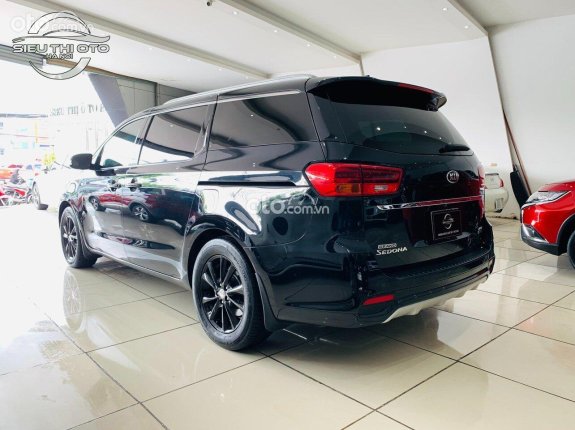 Kia Sedona 2.2 Luxury 2020 - Biển thành phố, máy dầu, xe cực mới