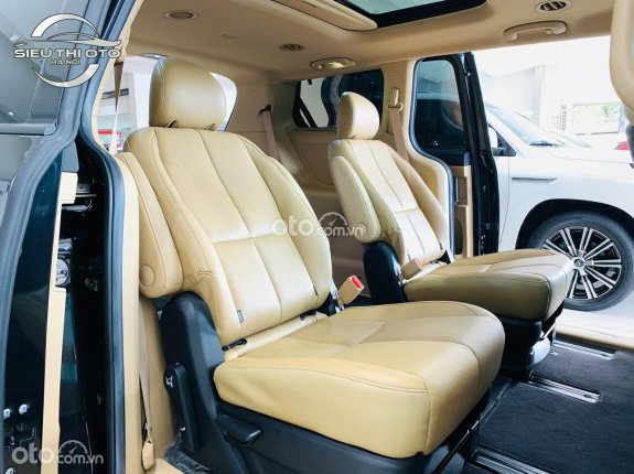 Kia Sedona 2.2 Luxury 2020 - Biển thành phố, máy dầu, xe cực mới