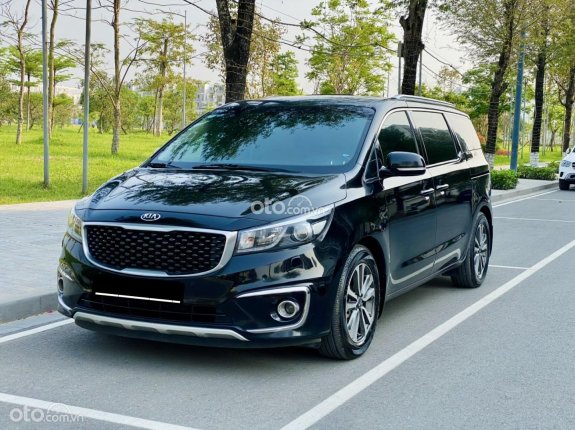 Kia Sedona 2.2 DATH 2016 - Full dầu, xe tư nhân còn rất đẹp, giá đang chạm đáy