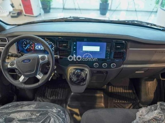 Ford Transit 2023 - Sẵn xe giao ngay 2 màu vàng/ đen