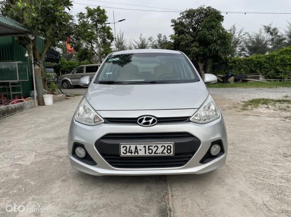 Hyundai Grand i10 1.0 MT 2015 - Xe tư nhân, không khoan, bản đủ