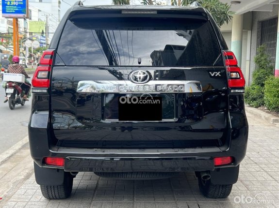 Toyota Land Cruiser Prado VX 2022 - Siêu mới chạy 1700 km, tên công ty xuất hóa đơn cao
