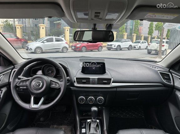 Mazda 3 1.5L Sedan 2018 - Giá còn cực tốt
