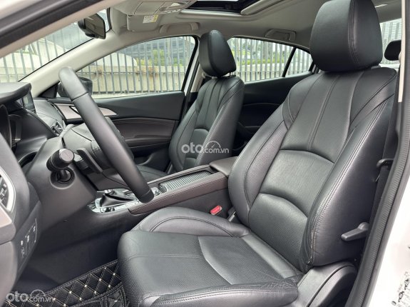 Mazda 3 1.5L Sedan 2018 - Giá còn cực tốt