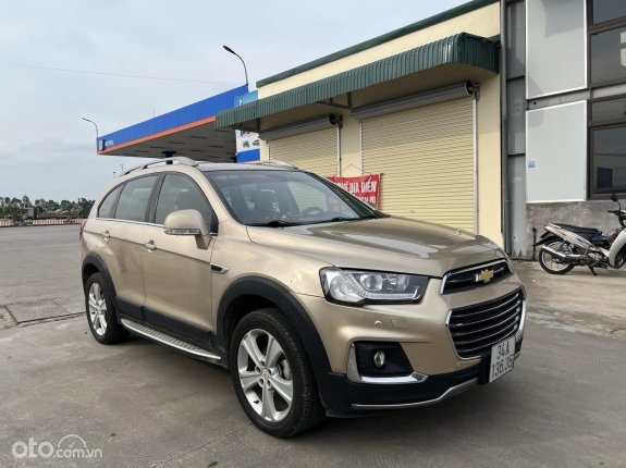 Chevrolet Captiva LTZ   2016 - Cảm biến quanh xe an toàn, cam lùi đầy đủ