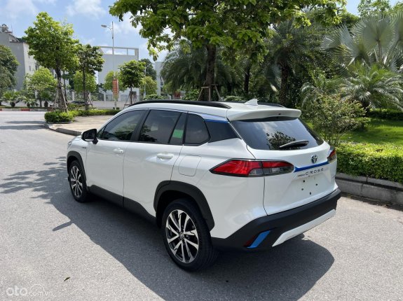 Toyota Corolla Cross 1.8 HV 2021 - 1 chủ,màu trắng Ngọc trai,odo 1,9v km.