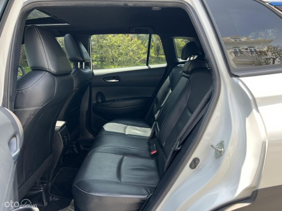 Toyota Corolla Cross 1.8 HV 2021 - 1 chủ,màu trắng Ngọc trai,odo 1,9v km.