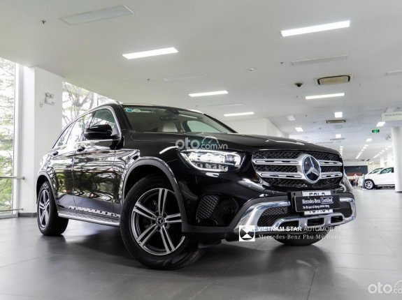 Mercedes-Benz GLC 200 V1 2022 - Tặng bảo hiểm vật chất 1 năm