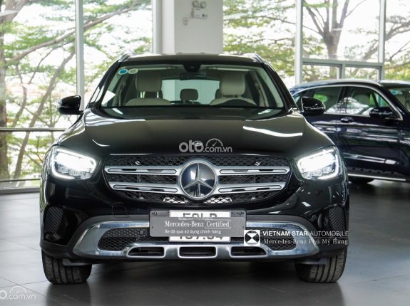 Mercedes-Benz GLC 200 V1 2022 - Tặng bảo hiểm vật chất 1 năm